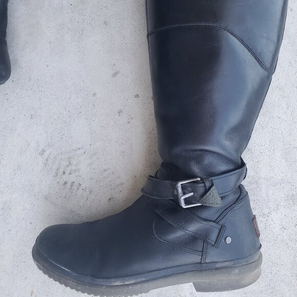 UGG Evanna Tall Leather Boots - Picture 4 of 16